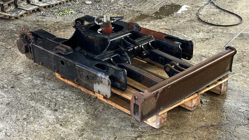 OmecoHub - JCB 8016